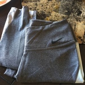Nike leggings